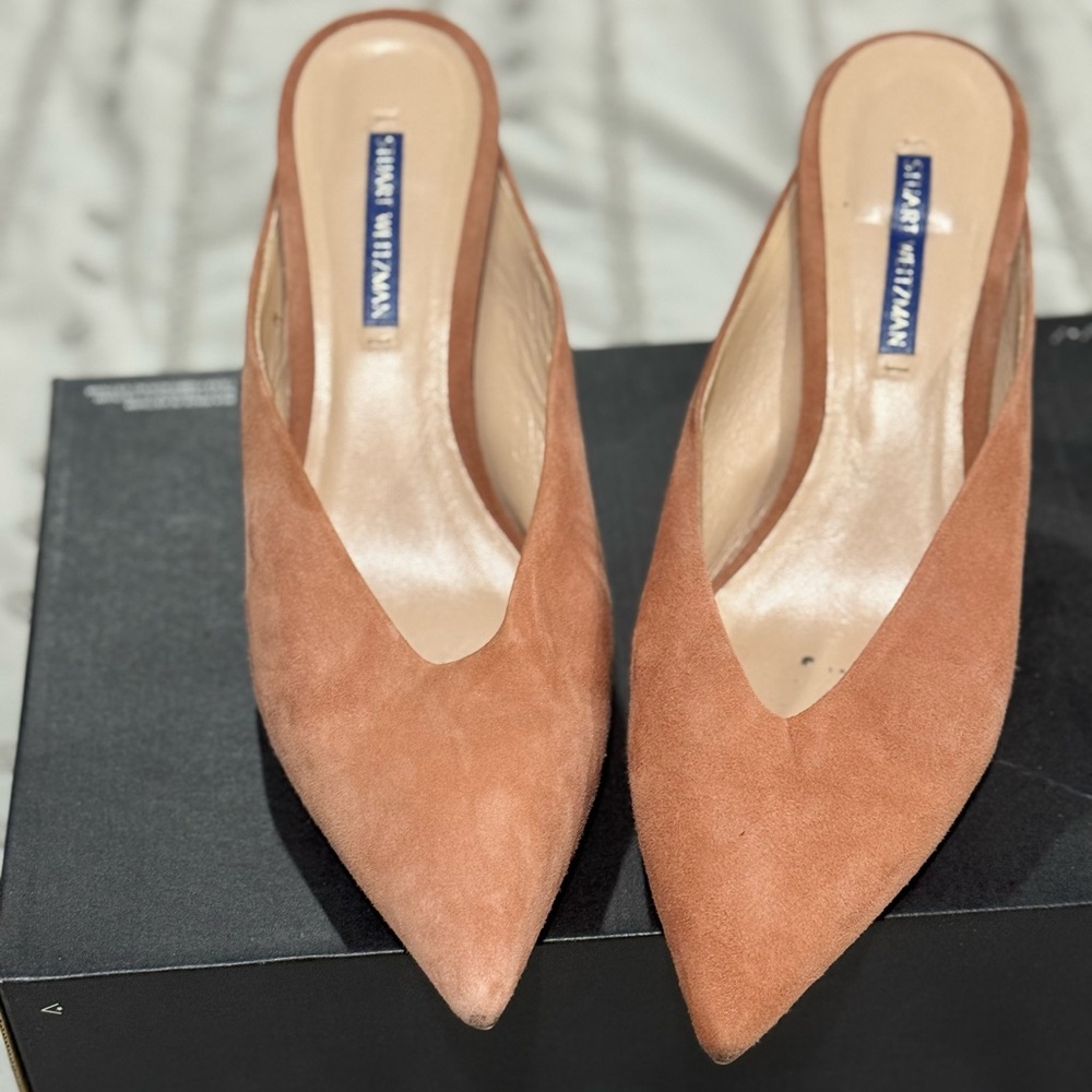 Stuart Weitzman Tan Suede Heels